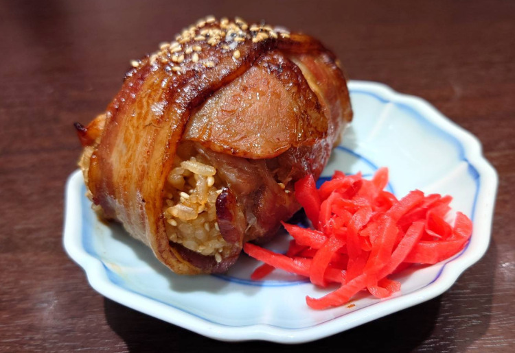 エゴマ豚の肉巻きおにぎり